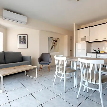 Maurici Park Apartment *