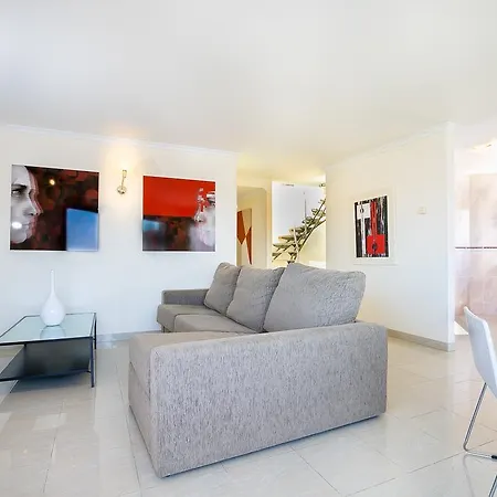 Maurici Park Apartment *